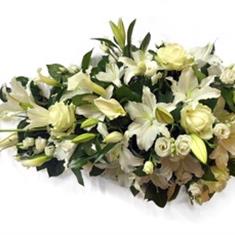 Fleur Coutures White Single Ended Spray