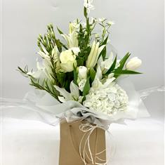 Fleur Coutures Classic Arrangement 