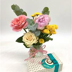 Fleur Coutures Just Because Flowers &amp; Chocolates 